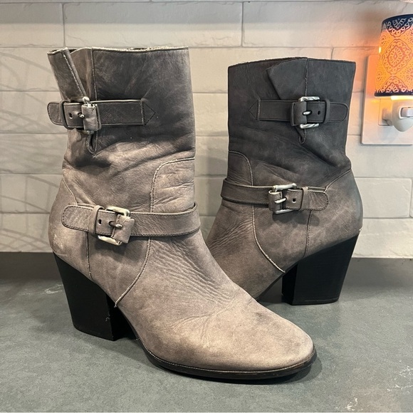 Michael Kors sz 9 Ashton gray leather block heel booties - Picture 1 of 16